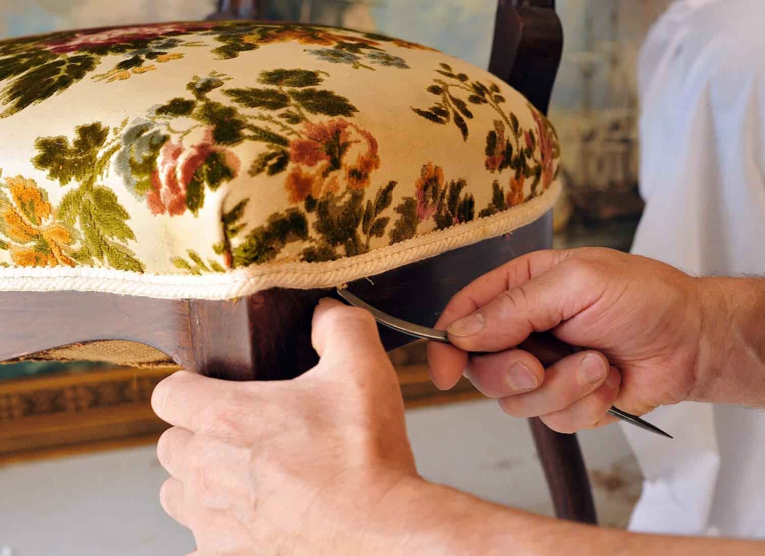 7 Tips for Packing and Moving Fragile Furniture carpentry 7 Tips for Packing and Moving Fragile Furniture